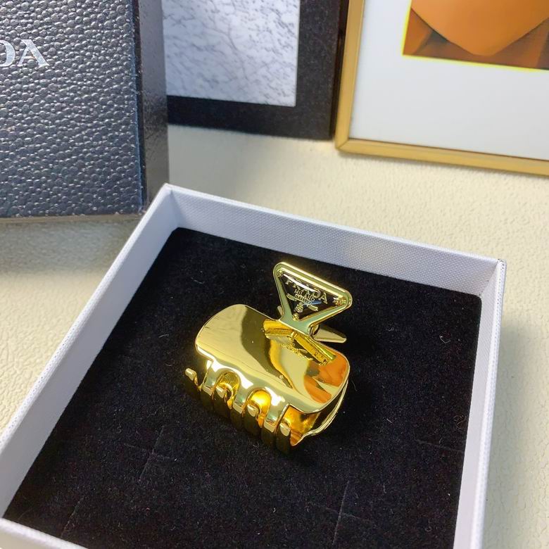 Prada Hair Grab Clip  (2)
